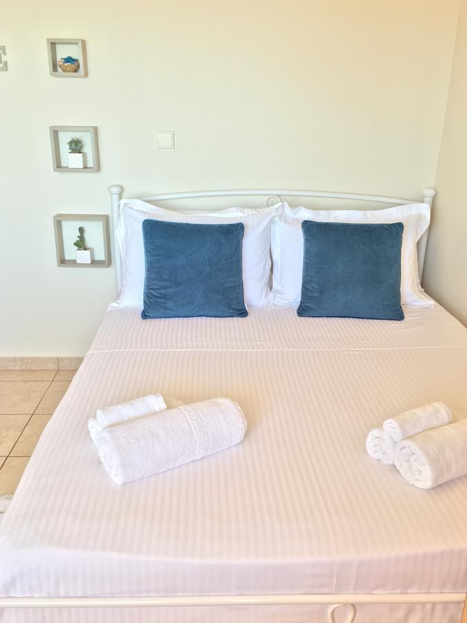 Koumpe Blue Sea View Apartment Rethymno Exterior foto