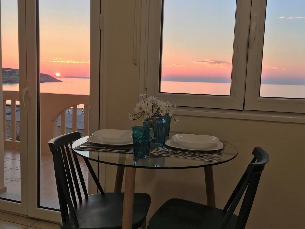 Koumpe Blue Sea View Apartment Rethymno Exterior foto